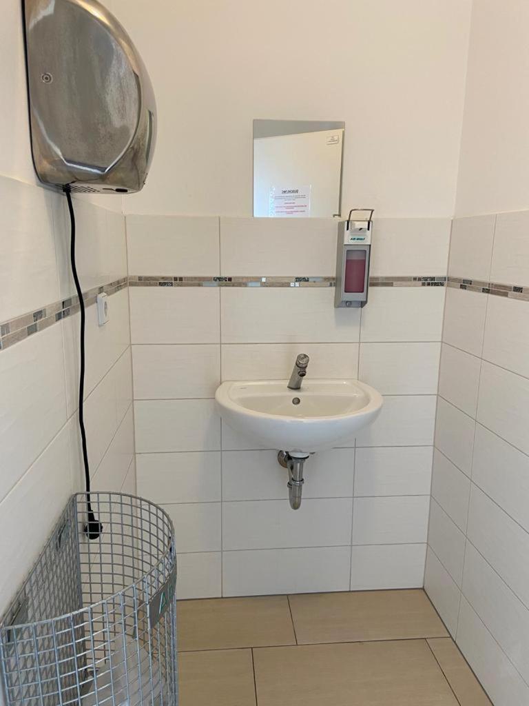 Gastem Ug Apartment Berlin Exterior foto